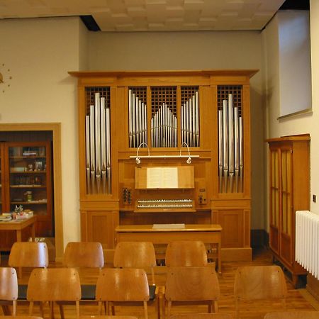 Saechsisches Gemeinschafts-Diakonissenhaus Zion E. V. アウエ エクステリア 写真